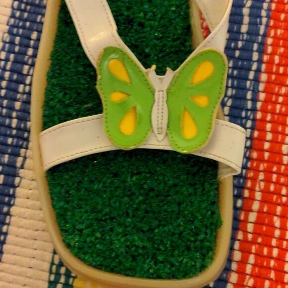 Esprit Kids Vintage Sandals Girls‎ Butterfly Green Sparkle Flip Flops Size 4 - Picture 2 of 6